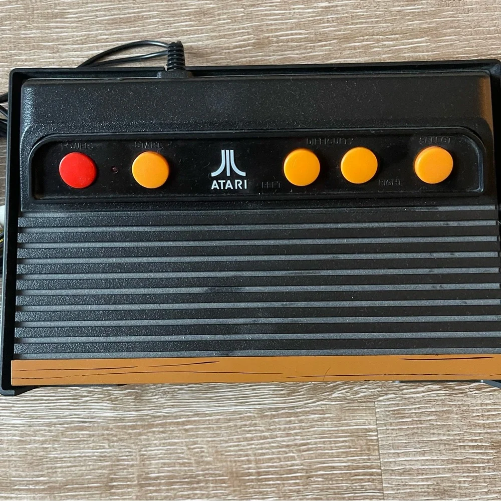 Flashback 4 Black Console with controls
